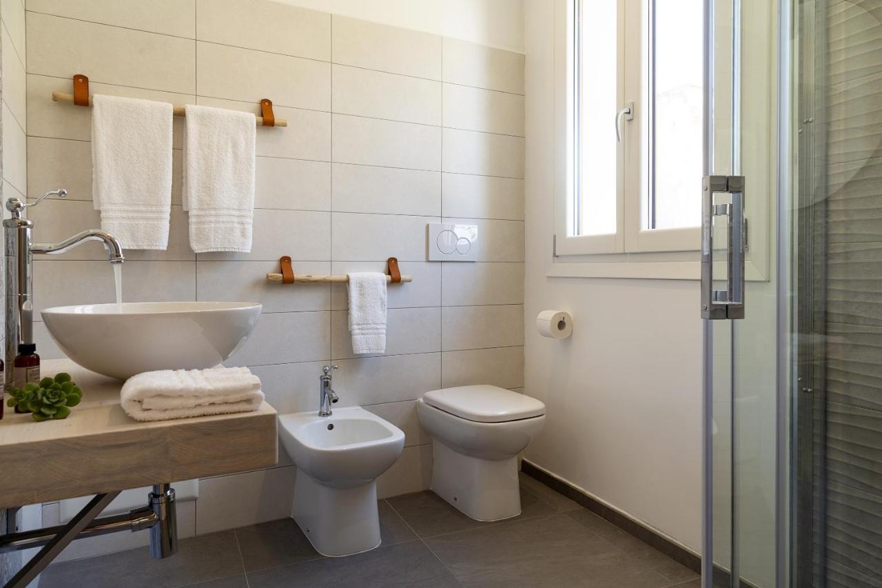 La Via Rooms And Terrace Olbia Eksteriør bilde
