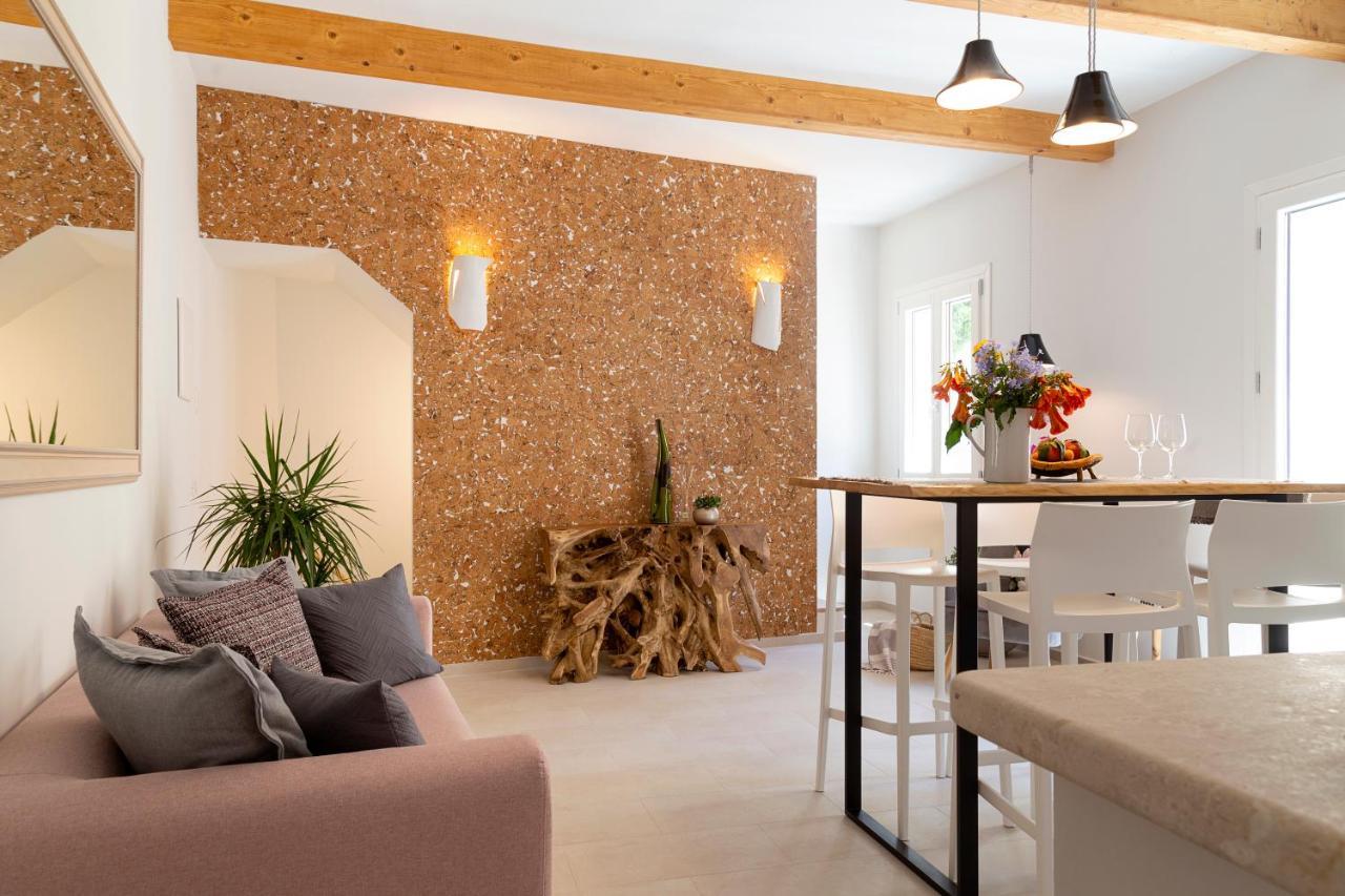 La Via Rooms And Terrace Olbia Eksteriør bilde